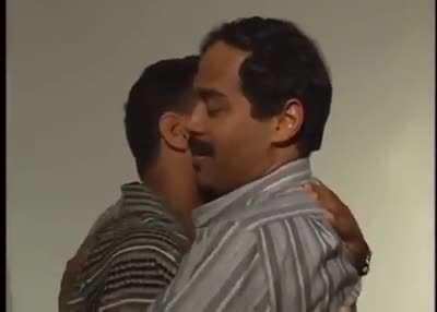 المسلسلات الخليجية progressive ولا مش progressive يا متعلمين يابتوع المدارس؟