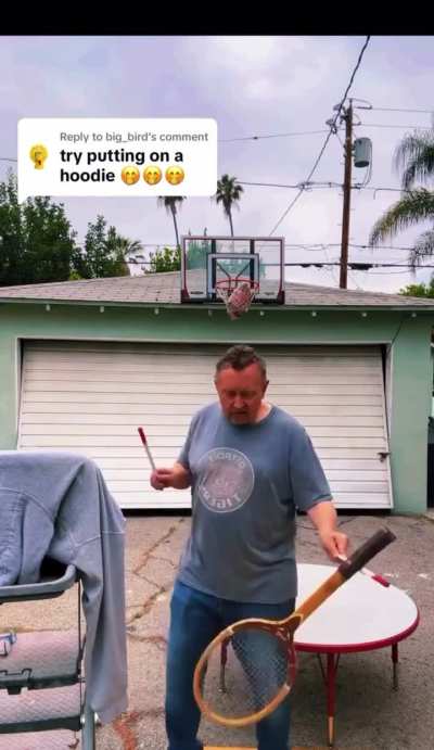 In honor of both teams this fine evening 🤹‍♂️