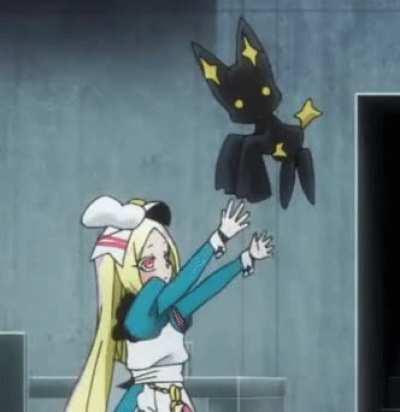 Korisu reaching for Vena