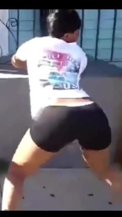 Sexiest ass slap in history 🍑