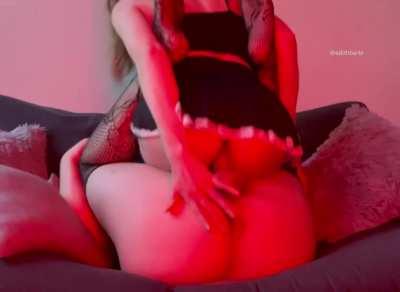 She made me feel like such a bottom sissy slut <3