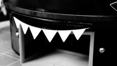 I built a pool cleaner from a Roomba.