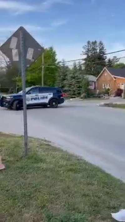Business Owner Vs Police (ontario Canada) Watch until the end