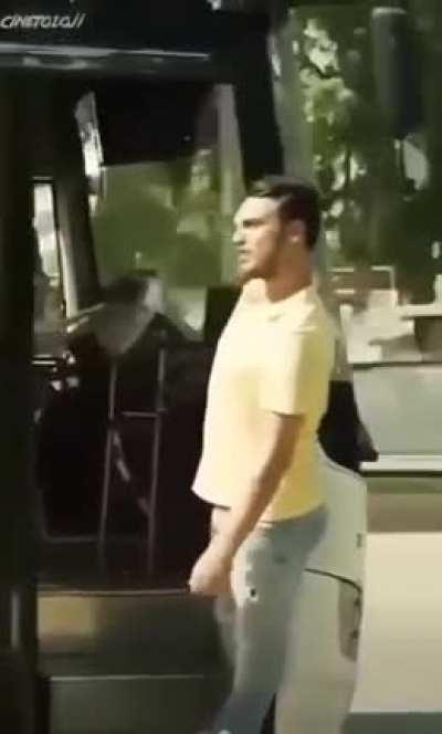 The bus driver knew what he was doing