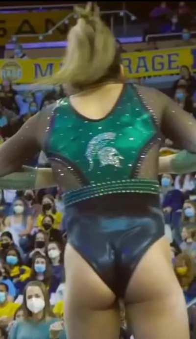 Skyla Schulte 💚🤍🔥