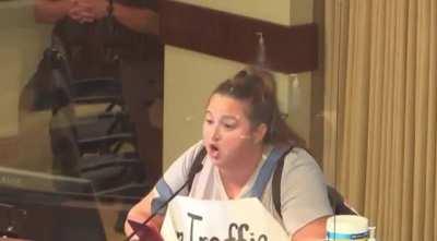 QAnon anti-vaxx mom goes full conspiracy theorist at school board meeting in Kansas: “you will all be charged with crimes against humanity”