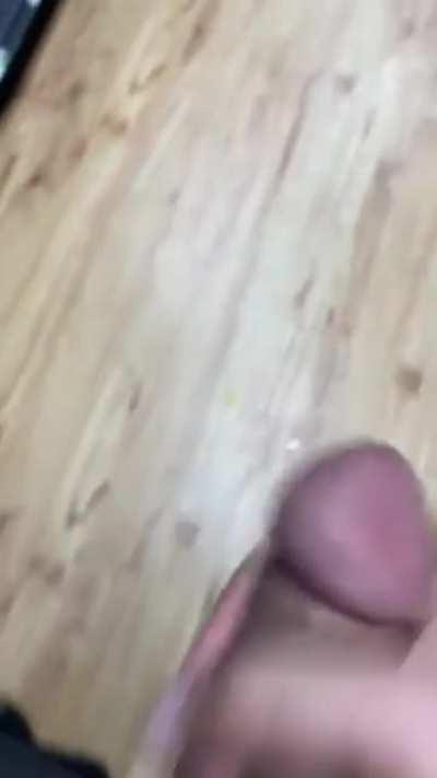 Caught but still kept going. Customer asked if she got lotion!😂