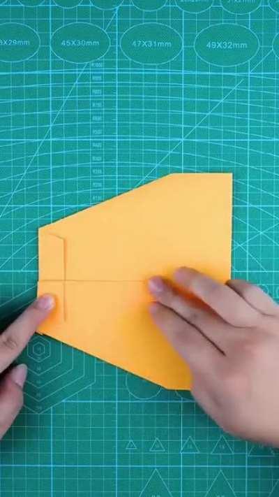 Paper plane that comes back to you!