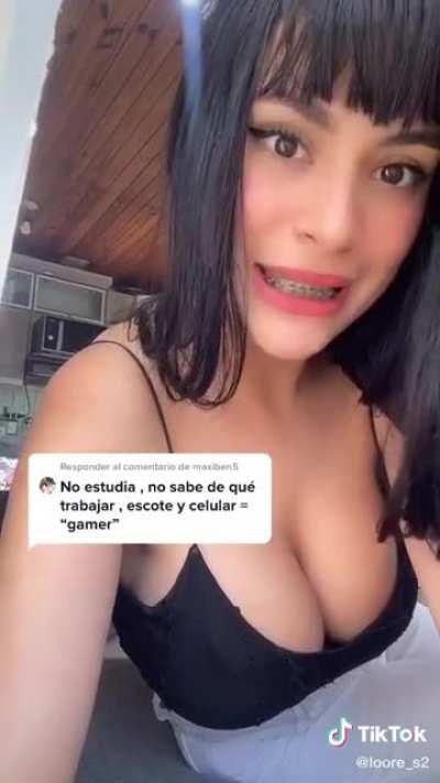Típica chica gamer