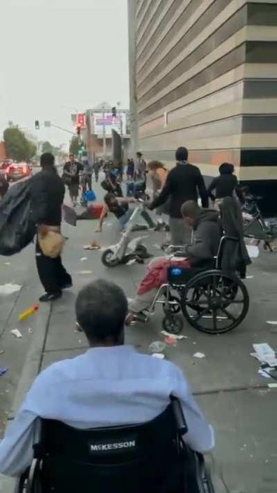 This San Francisco street looks post apocalyptic