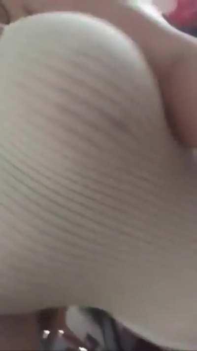 El video dura 2 segundos, 300 pesos por esta mamada.