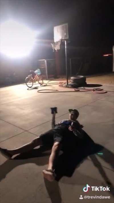 Few sentences embody “Guys being dudes” quite like “cornhole nutshot duel”