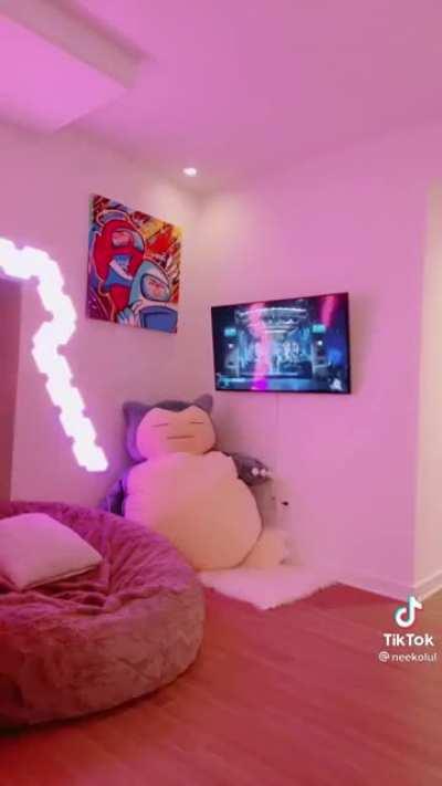 Neek stays feeling herself