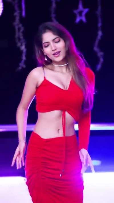 Iski Gand mil jaaye toh kya kroge 🍑🍑angel rai😘😘