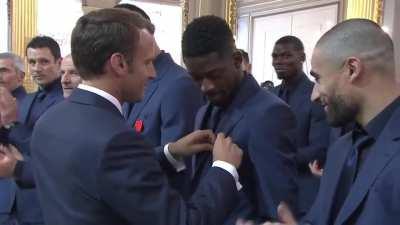 dsl mais t'as pas très bien jouer contre la hongrie