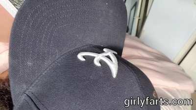 Farting on all guys who aren't Jays fans this summer ⚾💨