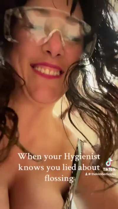 Anyone want a cleaning? 👅🥵