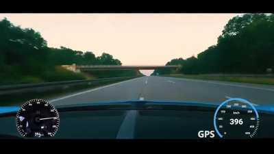 Bugatti Chiron reaching 417km/h (259 mph) on the German Autobahn