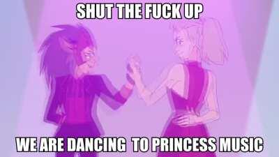 we are jamming out to some TUNES 🎵🎶🤘🤘🎶🎵