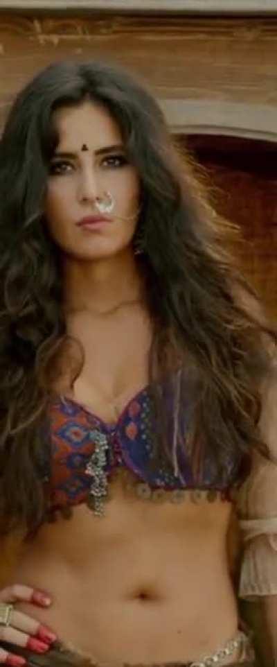 Katrina's got one of those wiggly navels that gets you itching to give a finger-job.