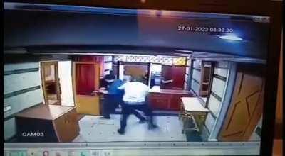 Iranian storms the embassy of Azerbaijan with an AK