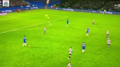 Badiashile passes cutting through the lines. Should start every game!