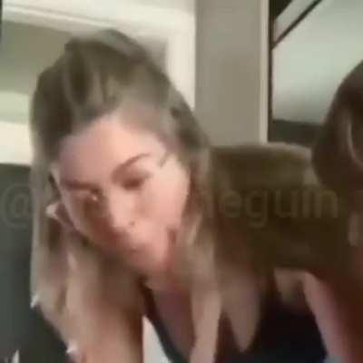 Ele tem 9999999999qi man kkkkkk