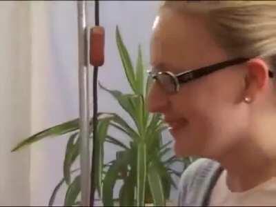 Horny guy on a porn set decides to try and fuck the make up lady