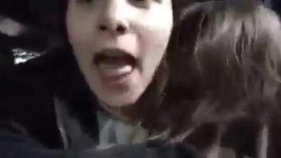 When te desbanean y puedes seguir subiendo momos en video