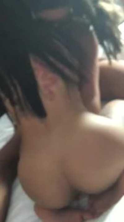 Petite Latinas kissing 💕