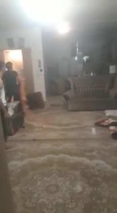 Какие то разборки соседей