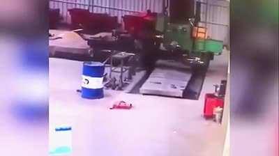 (Explicit) Mills and work related accidents [Compilation]