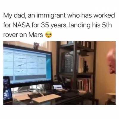 Miguel San Martin aterrizando un robot en Marte!