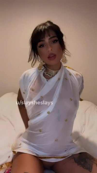 Have you ever been with an Indian girl or can I be your first? 😼🇮🇳