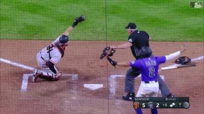 [Highlight] The Umpshow continues with another questionable call after review as Daza is called safe at home.