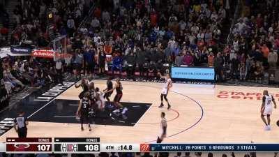 [Highlight] Lowry gets the clutch steal but Robinson can't make the Clippers pay