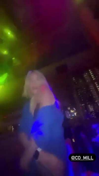 From one of the Besties 🍑