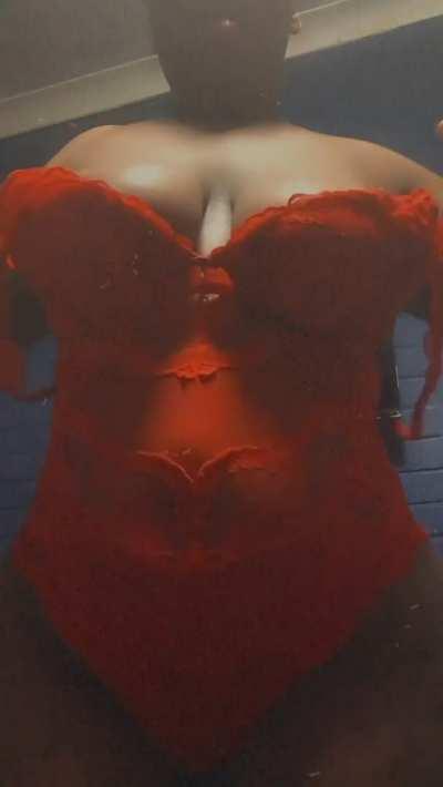 Happy Titty Tuesday to all my titty lovers