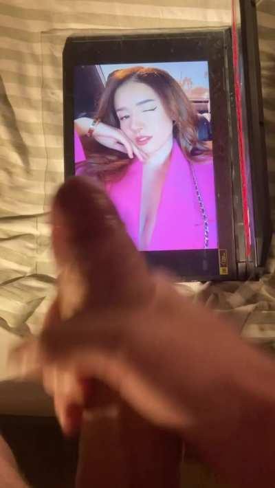 Gotta love Pokimane.