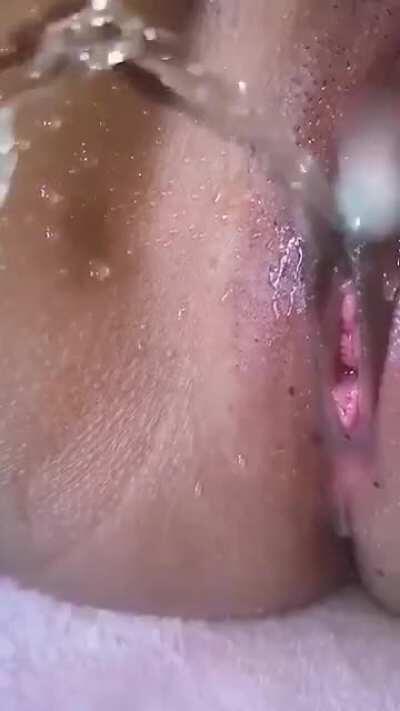 (F) OMG, am squirting iin slow motion