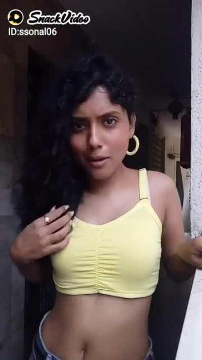 I just see Dark Chocolate 🤤 Sonal Bandekar goes by @ssonal06 on IG