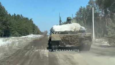 ru pov: Russian T90M speeding down the road near Kremennaya