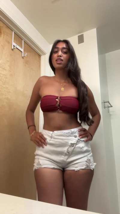 Ritisha looking fine