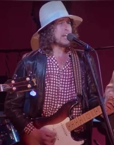 “I Shall Be Released” best performance from The Last Waltz. (Bob Dylan, Neil Young, Joni Mitchell, Van Morrison and many others)