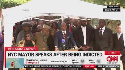 Epic freakout by citizens bashing the playing of the race-card ruins corrupt NYC mayors press conference.. 