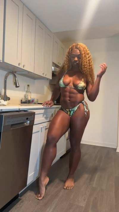 Bikini - IG Story (October 8, 2023)