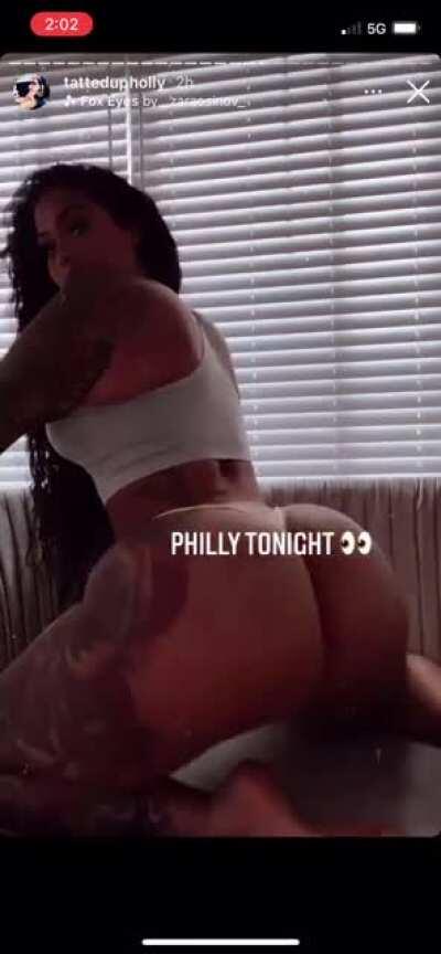 Tattedupholly (@tattedupholly)