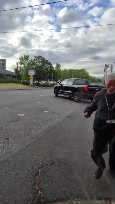 Blind girl tests meta AI glasses