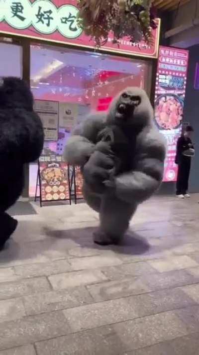 When the wild and the streets mix. What a glorious costume