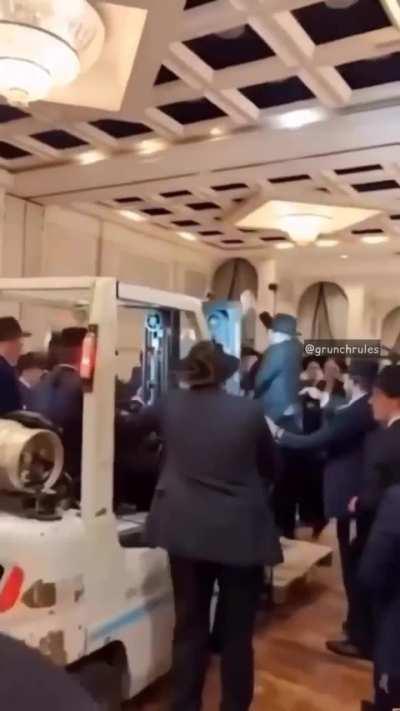 They’re just havin fun